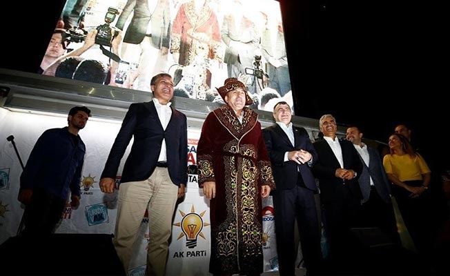 Çavuşoğlu: 30 bin civarında Ahıska Türk'ü için vatandaşlık veriyoruz