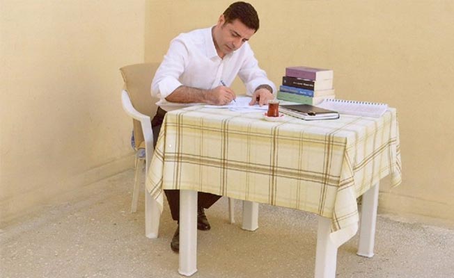 Demirtaş, sosyal medya üzerinden basın toplantısı düzenleyecek