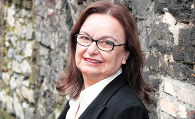 Büsra Erşanlı’ya hapis cezası