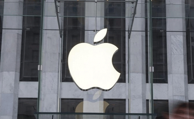 Apple'dan Facebook hamlesi