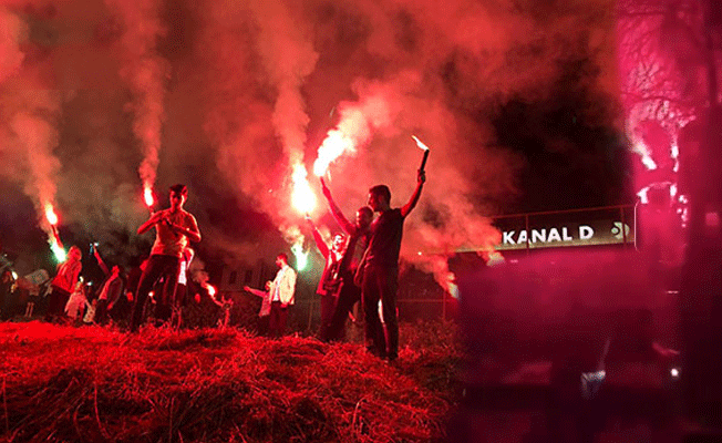 Kanal D ve CNN Türk önünde 'Akşener'e sansür protestosu'