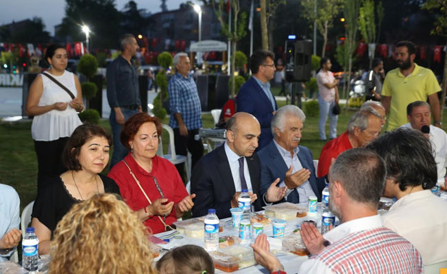 Başkan Kerimoğlu'ndan sporculara iftar