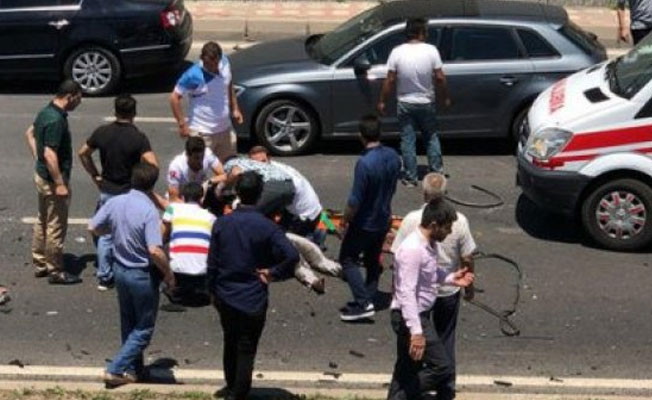 Hastane önünde feci kaza: Ölü ve yaralılar var…