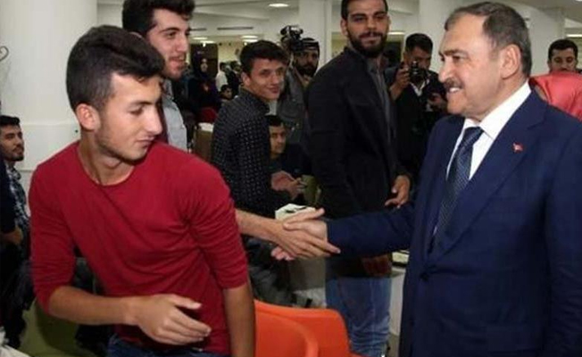 Üniversitede AKP iftarı