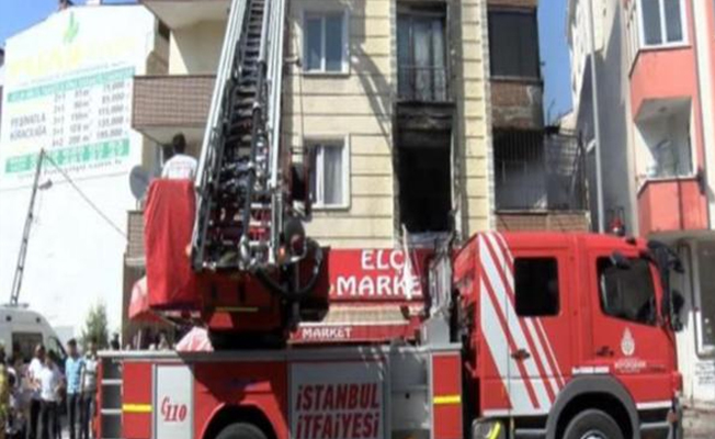 Esenyurt'ta doğal gaz patlaması: 4 binada yangın çıktı!