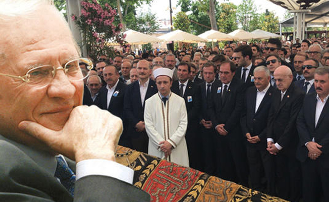 Erdoğan Demirören son yolculuğuna uğurlanıyor...