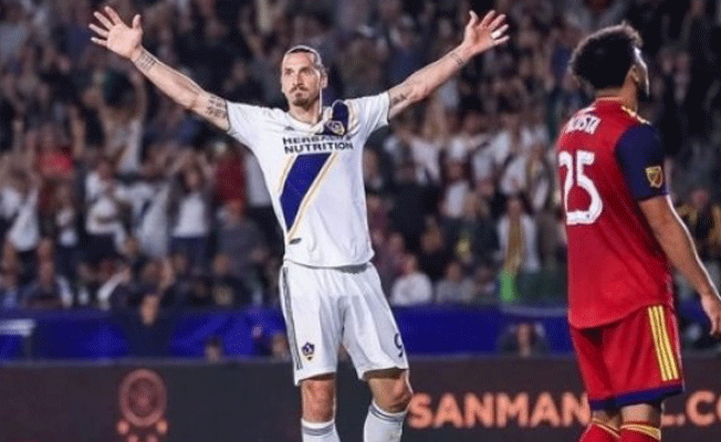 Zlatan İbrahimovic izleyenleri mest etti