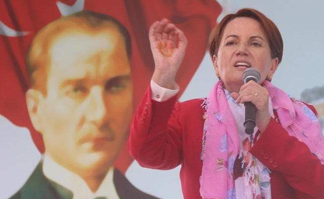 Akşener: Ne kadar ahmak varsa TRT'de zengin oluyor