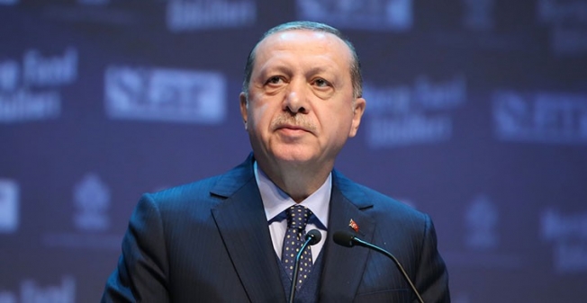 Erdoğan’dan Cumhurbaşkanlığı adaylığı için yasal değişiklik sinyali