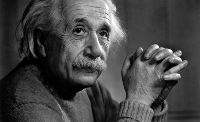 Çinliler kendilerine 'çok pis' diyen Einstein'a hak verdi!