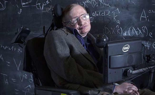 Hawking'in sesi uzaya gönderilecek!