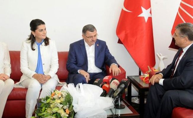 AKP'den CHP'ye bayram ziyareti