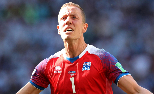 Messi'nin penaltısını kurtaran yönetmen Hannes Halldorsson