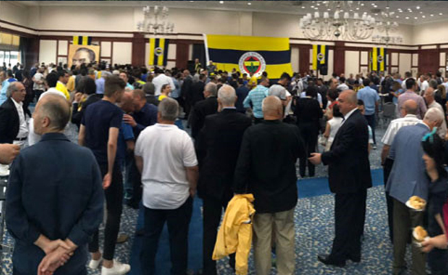 Fenerbahçe bayramlaşma töreninde skandal hata!