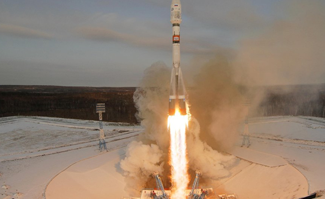 Rusya, Soyuz füzesi ile yörüngeye uydu fırlattı