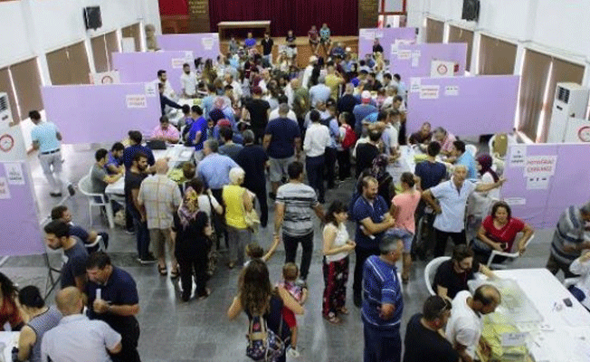 KKTC'de oy verme işlemi sürüyor