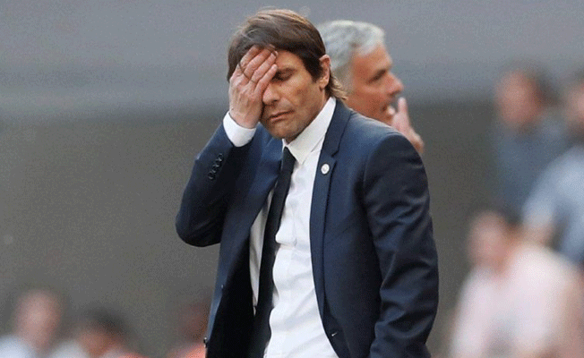 Chelsea'de teknik direktör Antonio Conte ile yollar ayrıldı