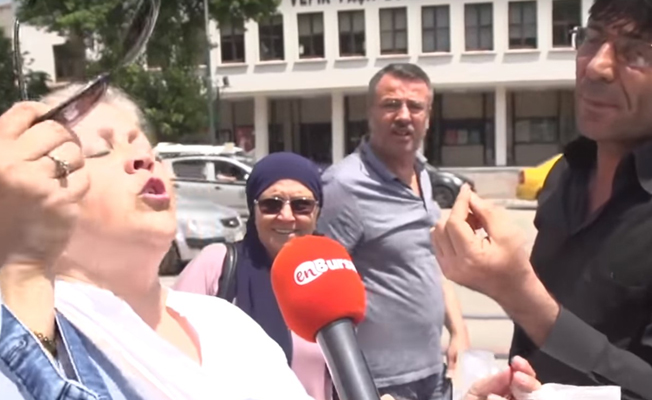 Erdoğan hayranı kadın: Yaşa Tayyip, aşkım benim, onun her yerini yerim ben!