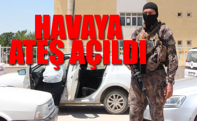 Suruç'ta bir otomobilde 4 çuval oy pusulası ele geçirildi