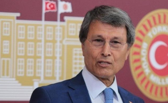 Halaçoğlu'ndan Akşener'e eleştiri