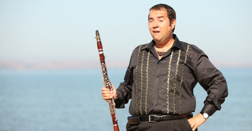 Bir Ata Demirer filmi: Olanlar Oldu