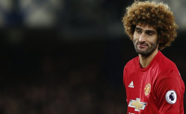 Fellaini Manchester United ile 2 yıllık yeni sözleşme imzaladı