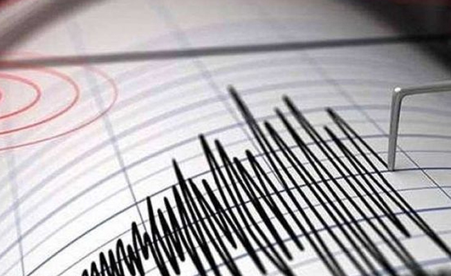 İki şehirde deprem