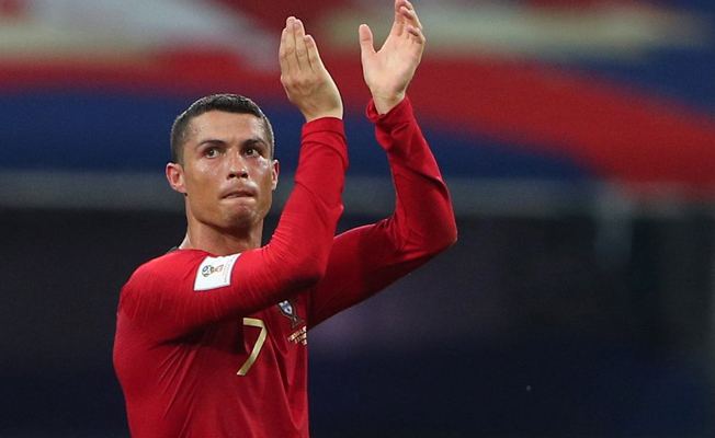Ronaldo'nun menajerinden transfer açıklaması; 'Kariyerini büyük bir takımda sürdürecek'