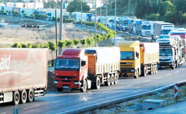 İran, 18 ürünün ihracatını yasakladı