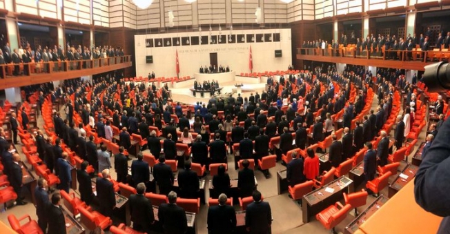27. Dönem resmen başladı…Yemin töreninde neler yaşandı?