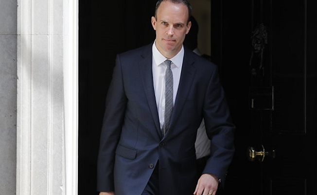 İngiltere'de Brexit Bakanı Raab oldu