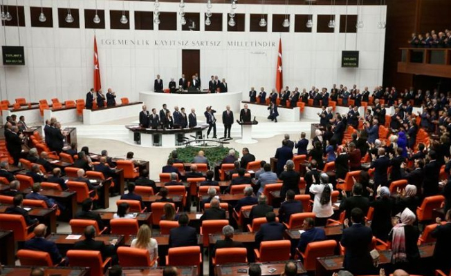 Erdoğan'ı ayakta karşılayan İyi Parti'den açıklama