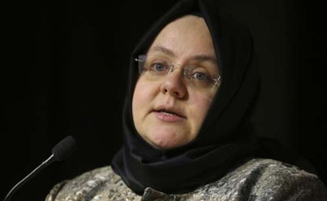 Çalışma Sosyal Hizmetler ve Aile Bakanı Zehra Zümrüt Selçuk kimdir?