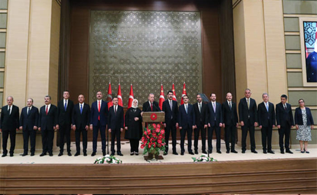 Yeni kabinede yer alan 4 AKP'li vekil istifa edecek mi?