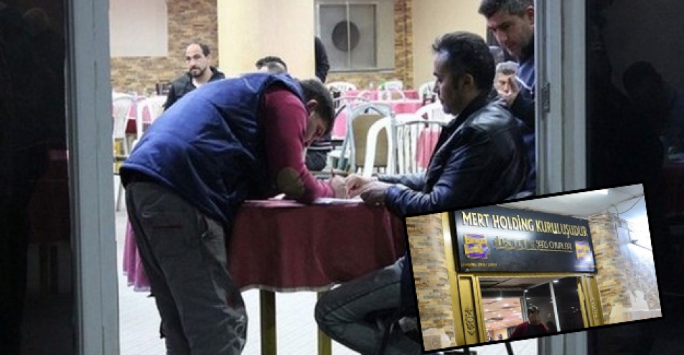 Sabah polis bastı, 2 saat sonra mührü kırıp kumar oynarken yakalandılar