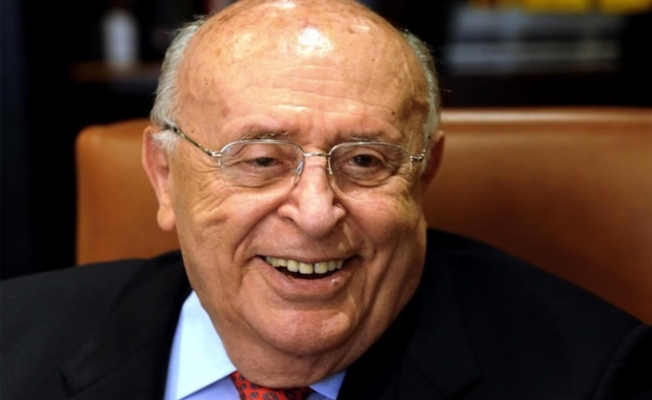 İsmet Orhan, Demirel'le anısını yazdı: ‘Bayılırım kuyruğa’…