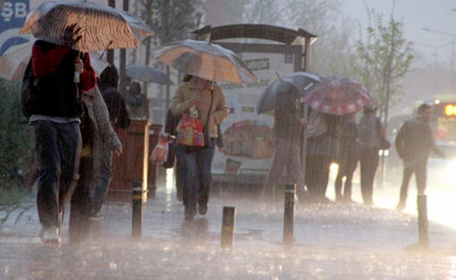 Güneşli havaya aldanmayın! Meteoroloji’den birçok ile sağanak uyarısı…