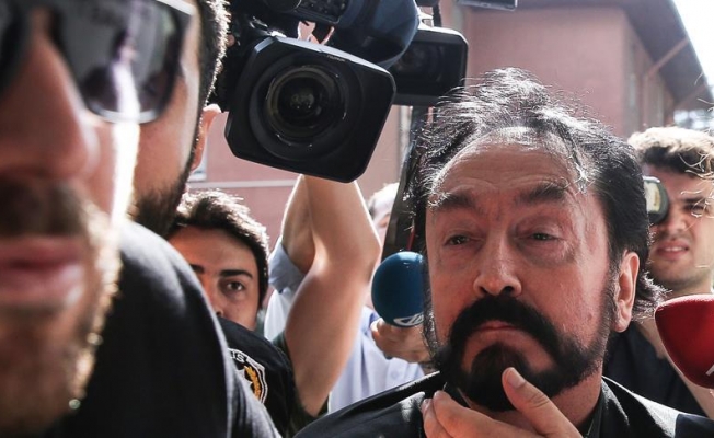 Adnan Oktar operasyonunda flaş gelişme: İki polisten sızıntı
