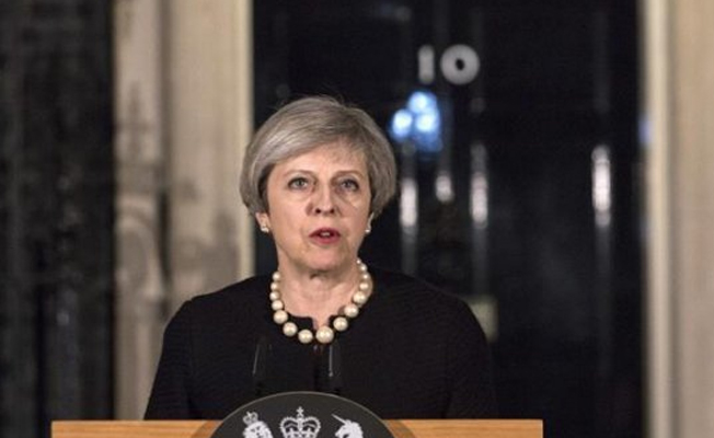 Theresa May'den çok konuşulacak Trump itirafı