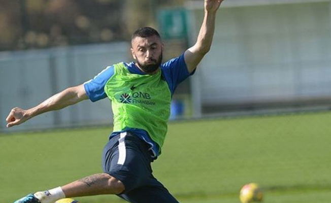 Trabzonspor'a Burak Yılmaz'dan kötü haber