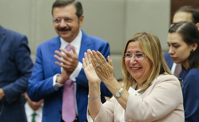 Bakan Pekcan: Kadınların güçlerini artırmalıyız!