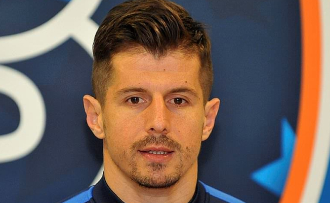 Emre Belözoğlu resmen duyurdu! Bir dönem kapanıyor
