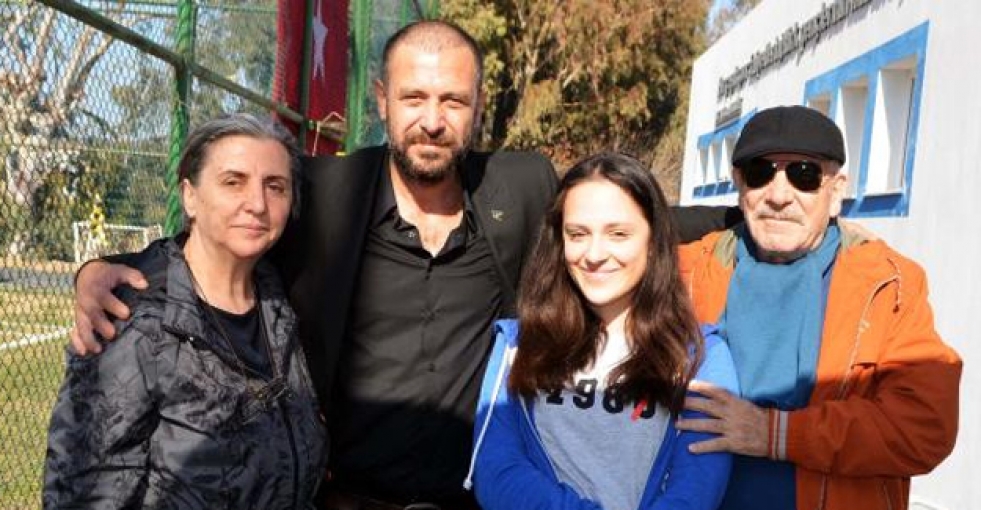 Nejat İşler'in çifte mutluluğu