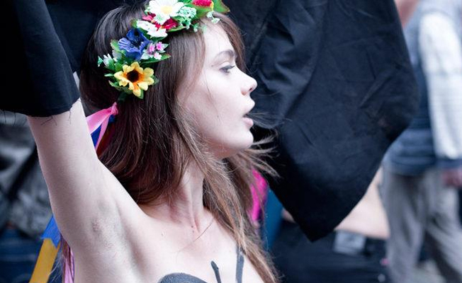 FEMEN'in kurucusu intihar etti!