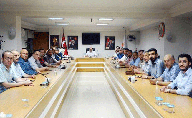 AKP'de flaş istifalar!
