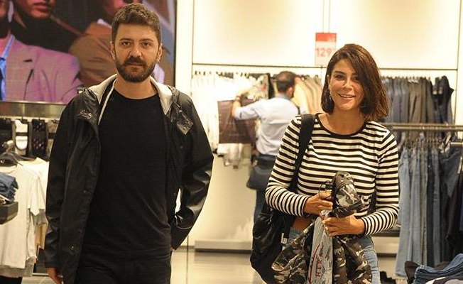 Şahin Irmak ve Asena Tuğal, balayı öncesi alışverişte görüntülendi