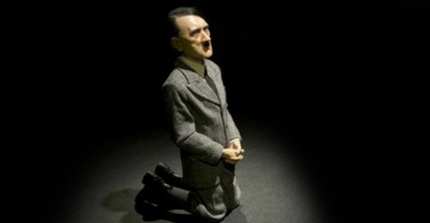 Diz çöken Hitler heykeli 17,2 milyon dolara satıldı