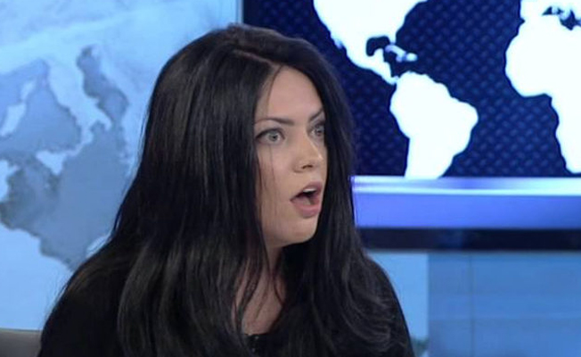 Gazeteci Merve Şebnem Oruç Yeni Şafak'tan bir maille kovuldu