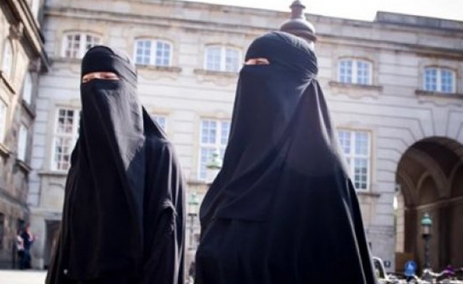 O ülkede burka ve peçe yasağı yürürlüğe girdi! Cezası...