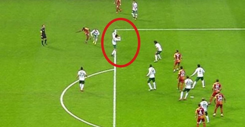 İlk gol ofsayt, 2 penaltı ve 1 kırmızı kart verilmedi